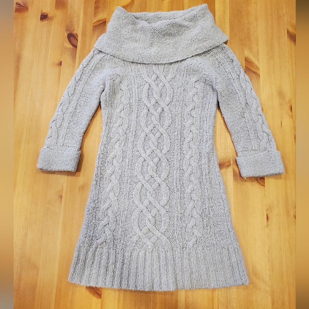 Knitted sweater dress/tunic
